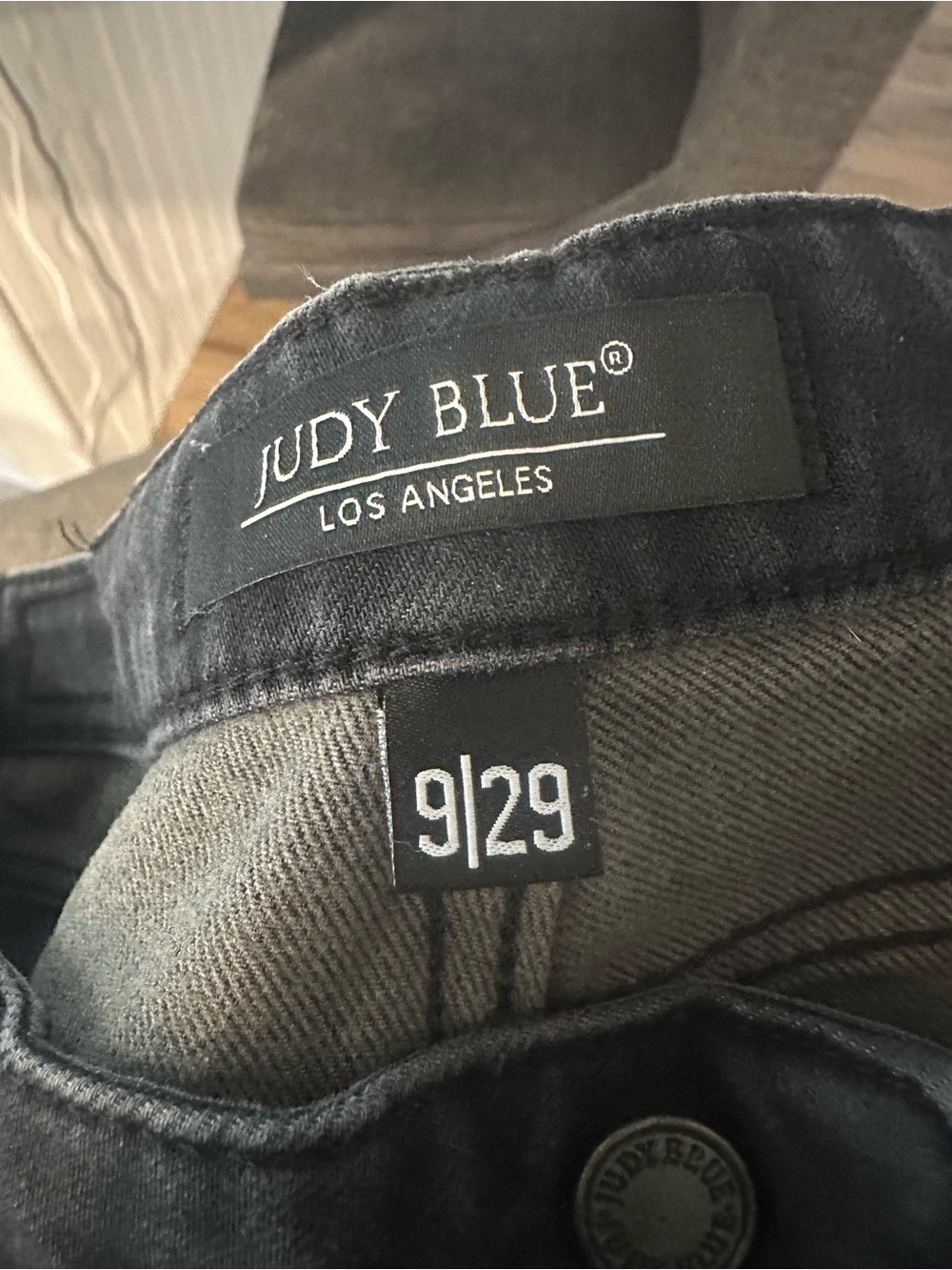 Judy Blue Black Straight Leg Jeans - Picture 4 of 8